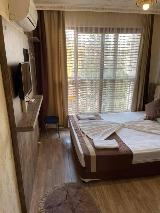 Oezguer Hotel 안탈리아 외부 사진