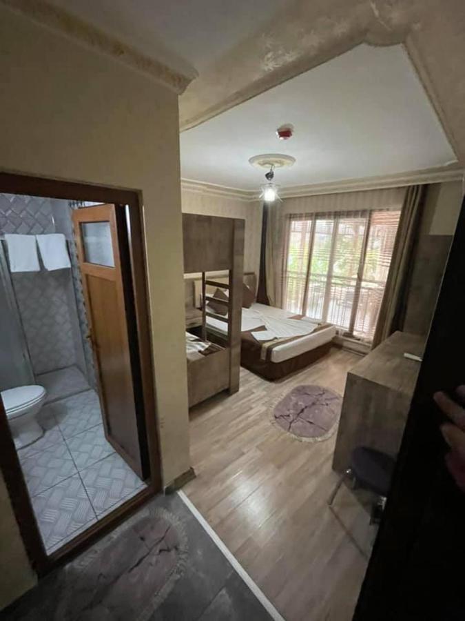 Oezguer Hotel 안탈리아 외부 사진