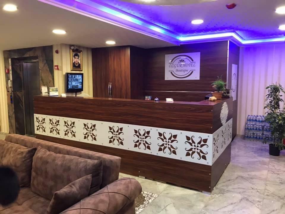 Oezguer Hotel 안탈리아 외부 사진